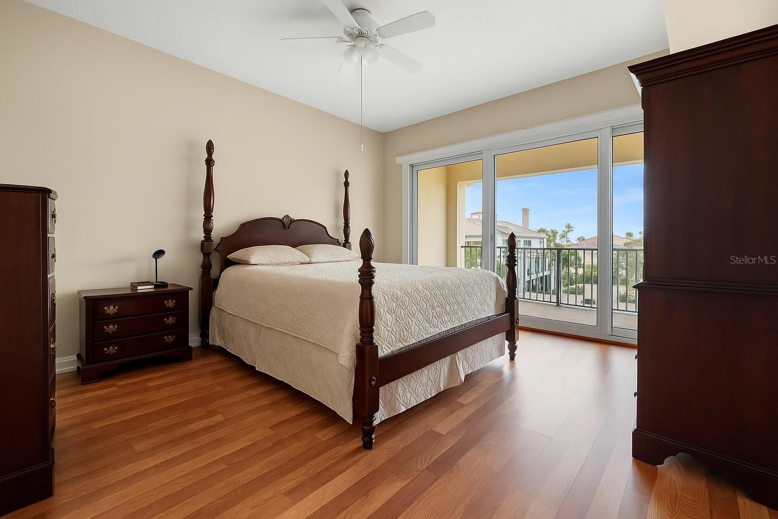 17715 GULF BLVD #302