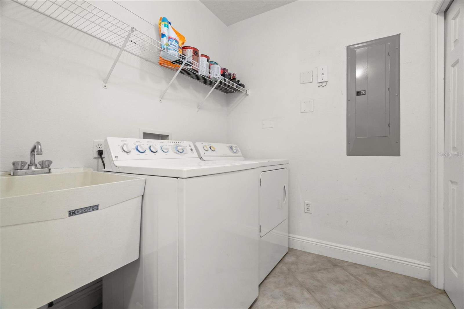 17715 GULF BLVD #302