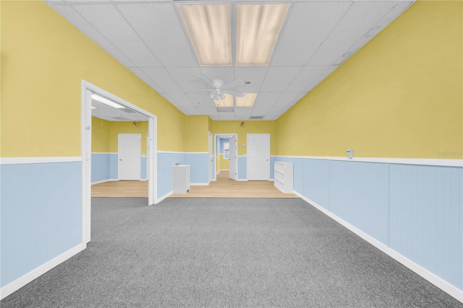 1419 SUNSET POINT RD