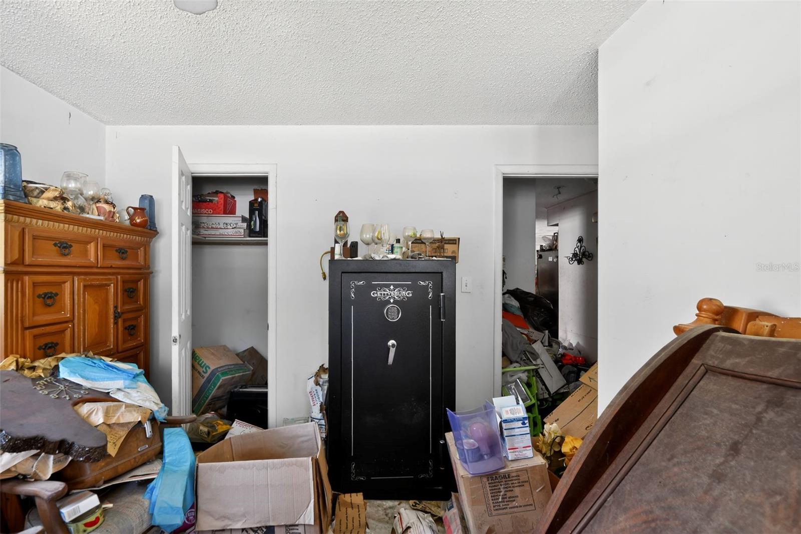 9632 W PLANTATION LN