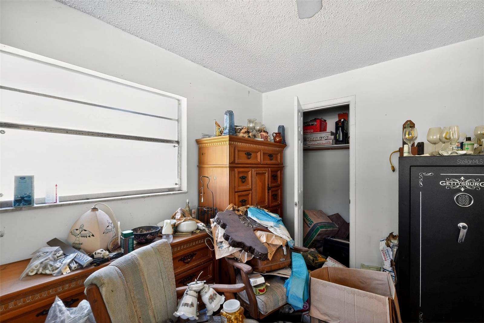 9632 W PLANTATION LN