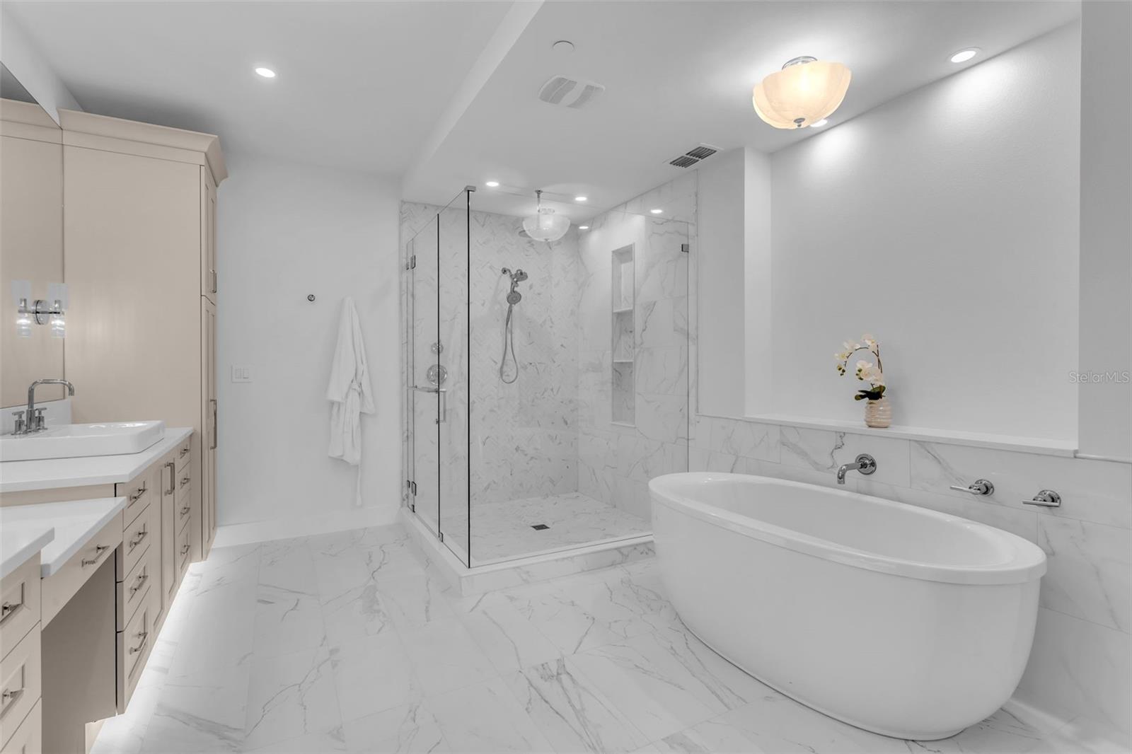 455 PINELLAS BAYWAY S #2A