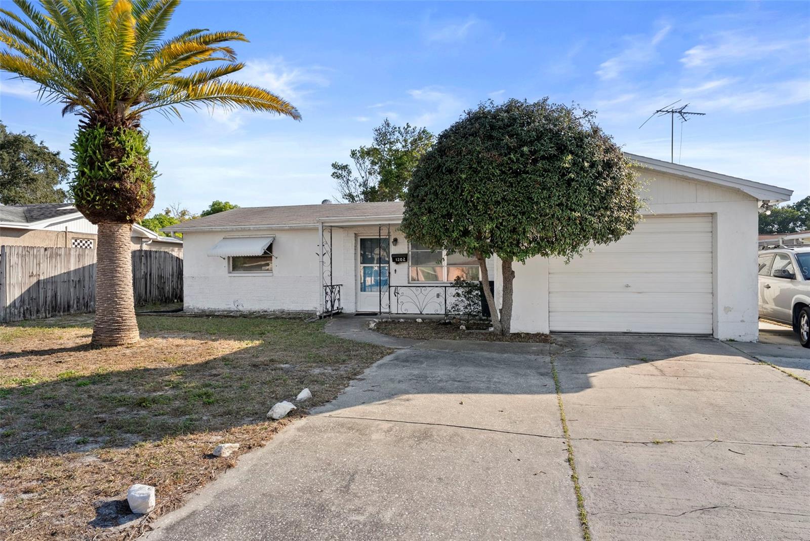 1202 NORMANDY BLVD
