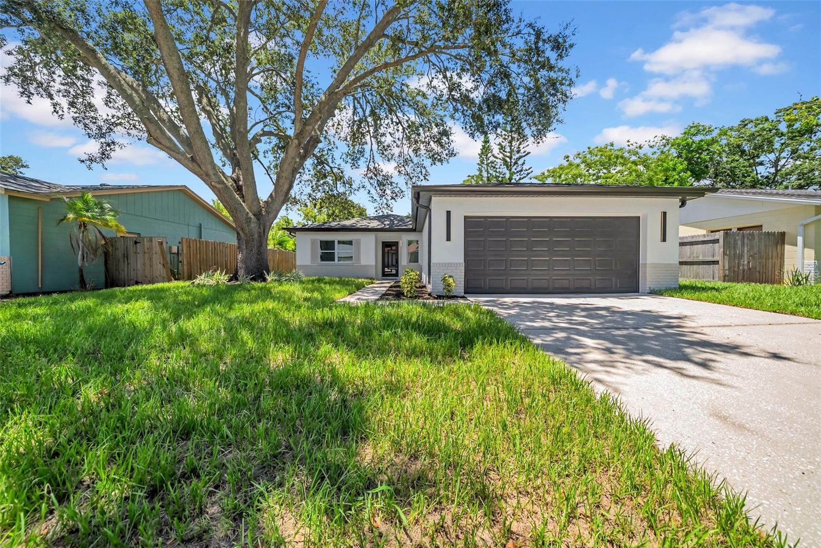 2376 CITRUS HILL RD