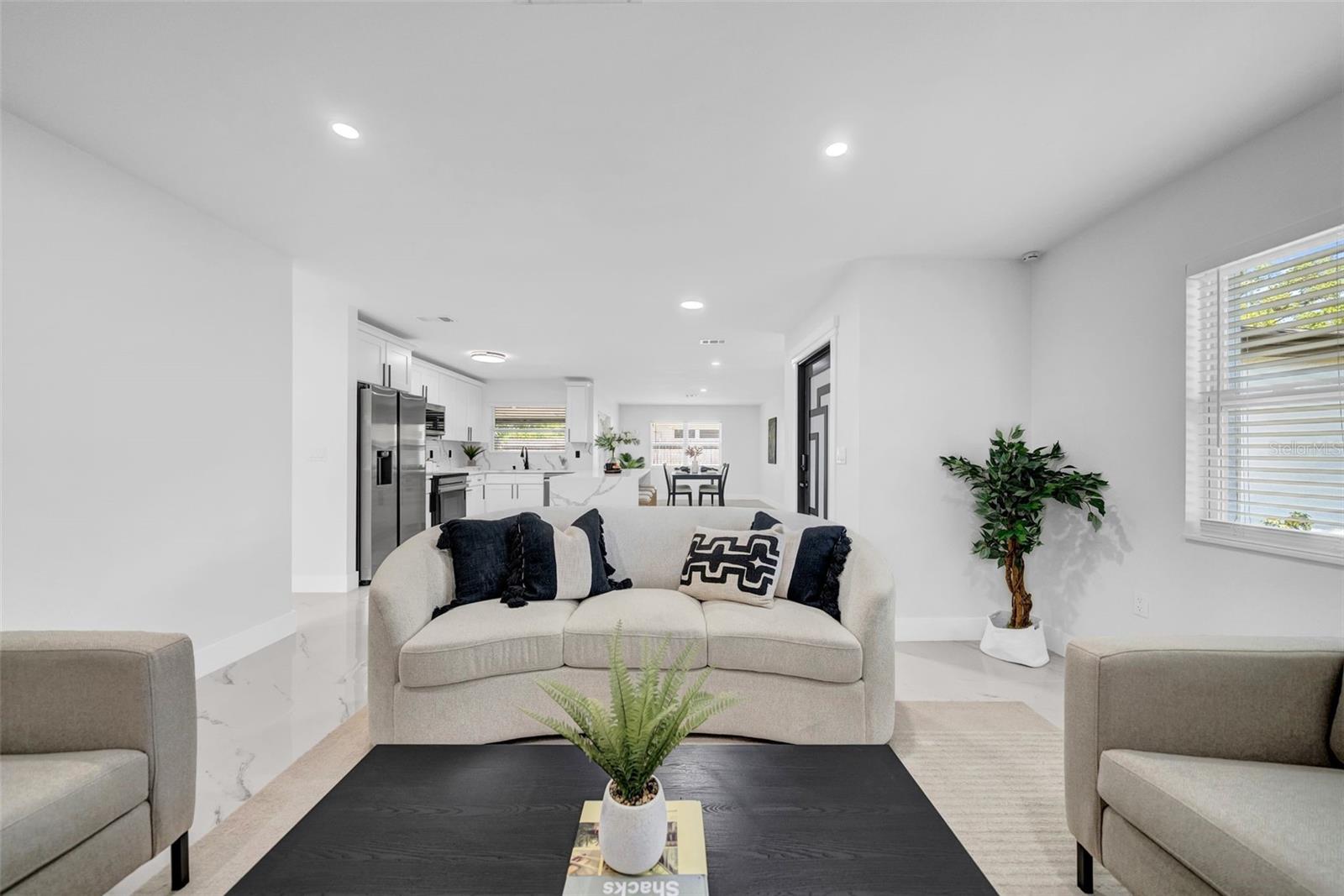 2376 CITRUS HILL RD