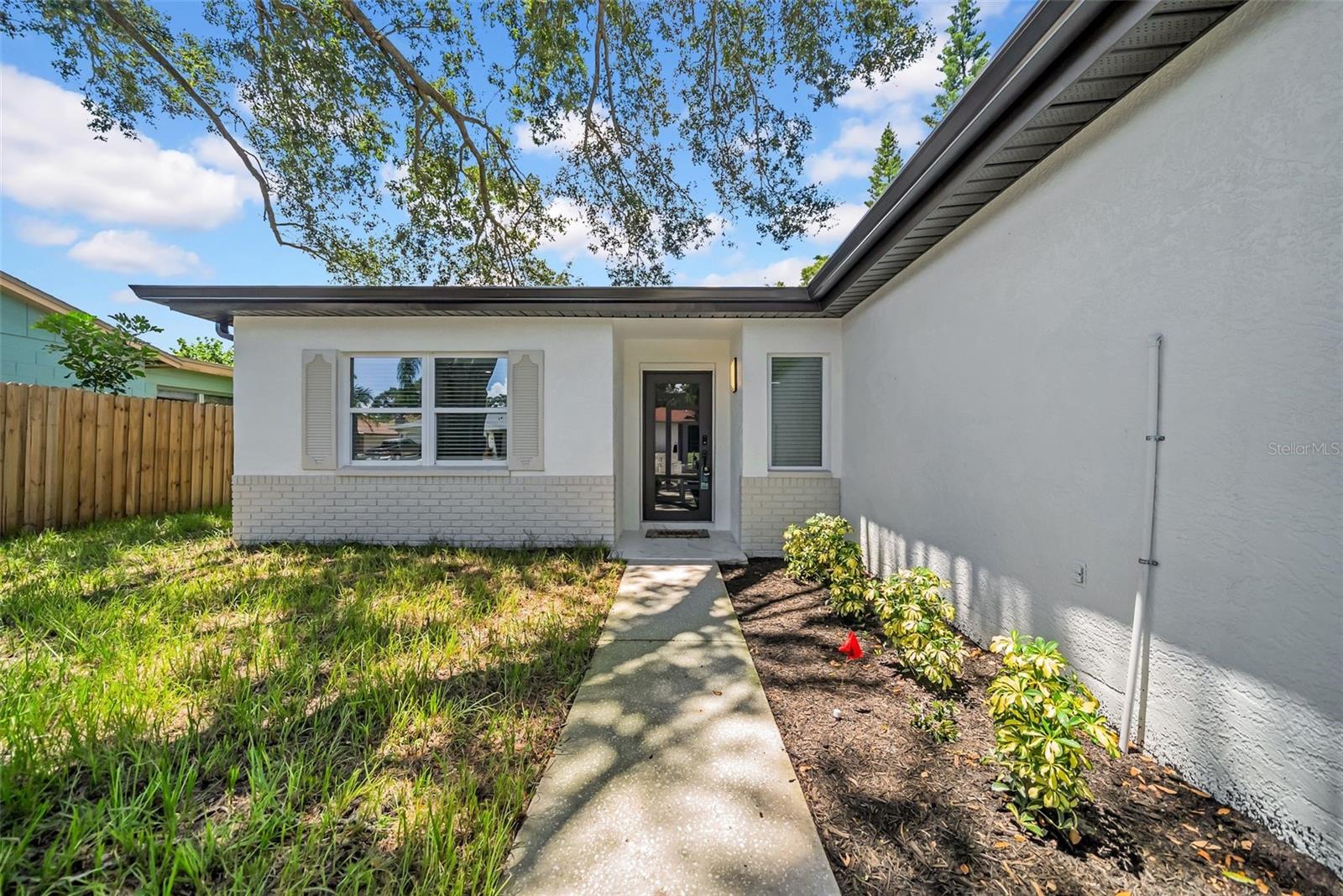 2376 CITRUS HILL RD