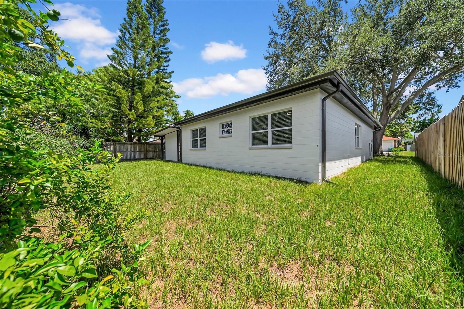 2376 CITRUS HILL RD