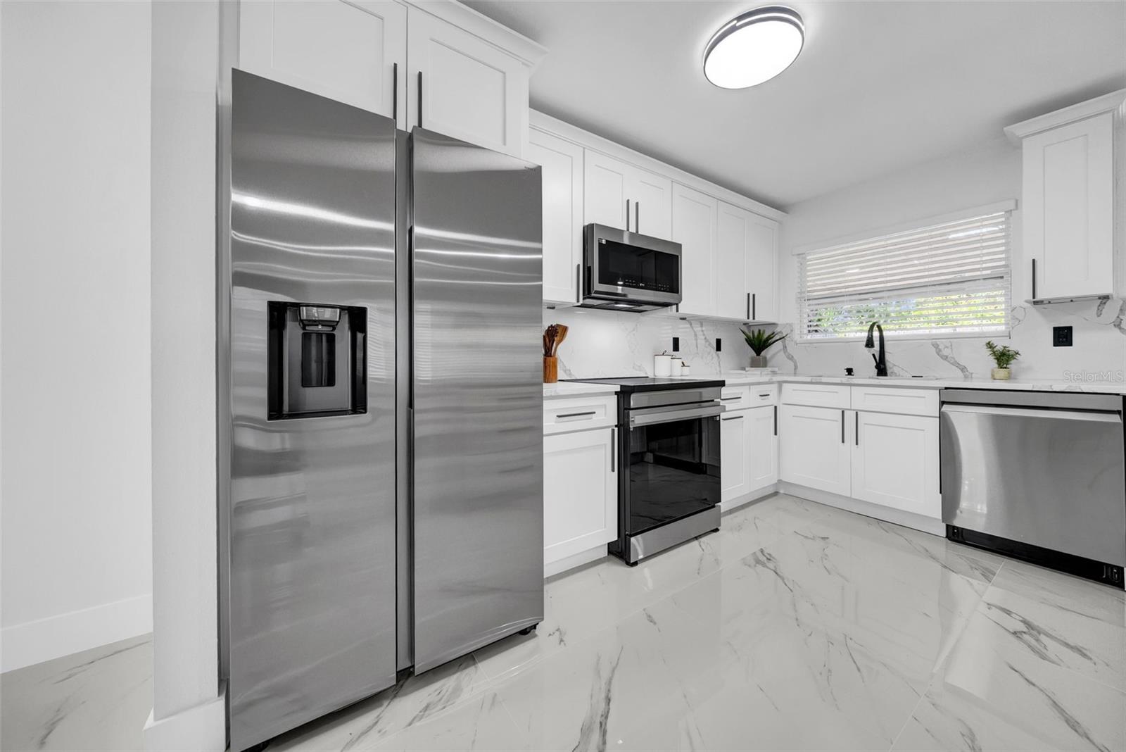 2376 CITRUS HILL RD
