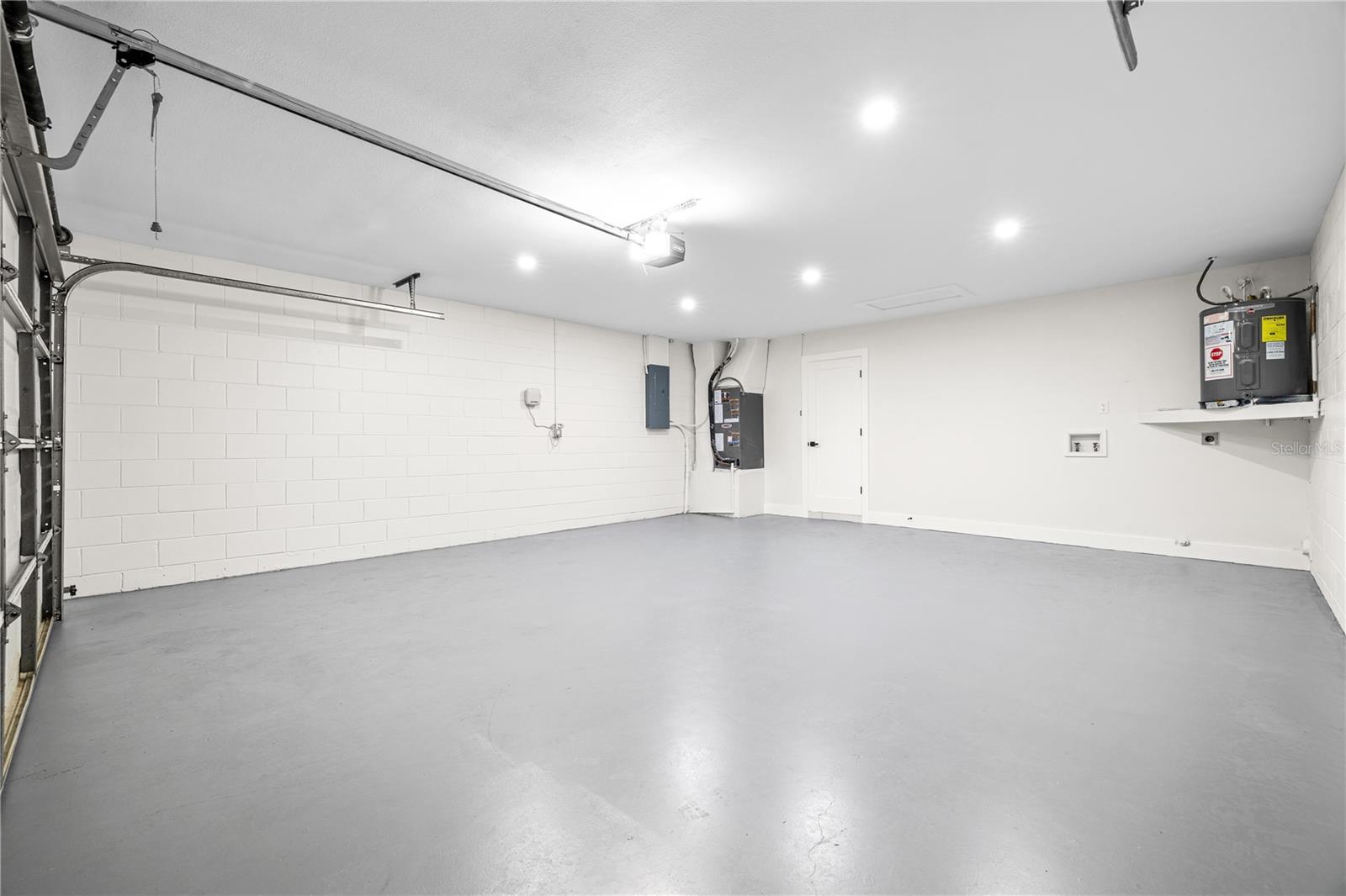 2376 CITRUS HILL RD
