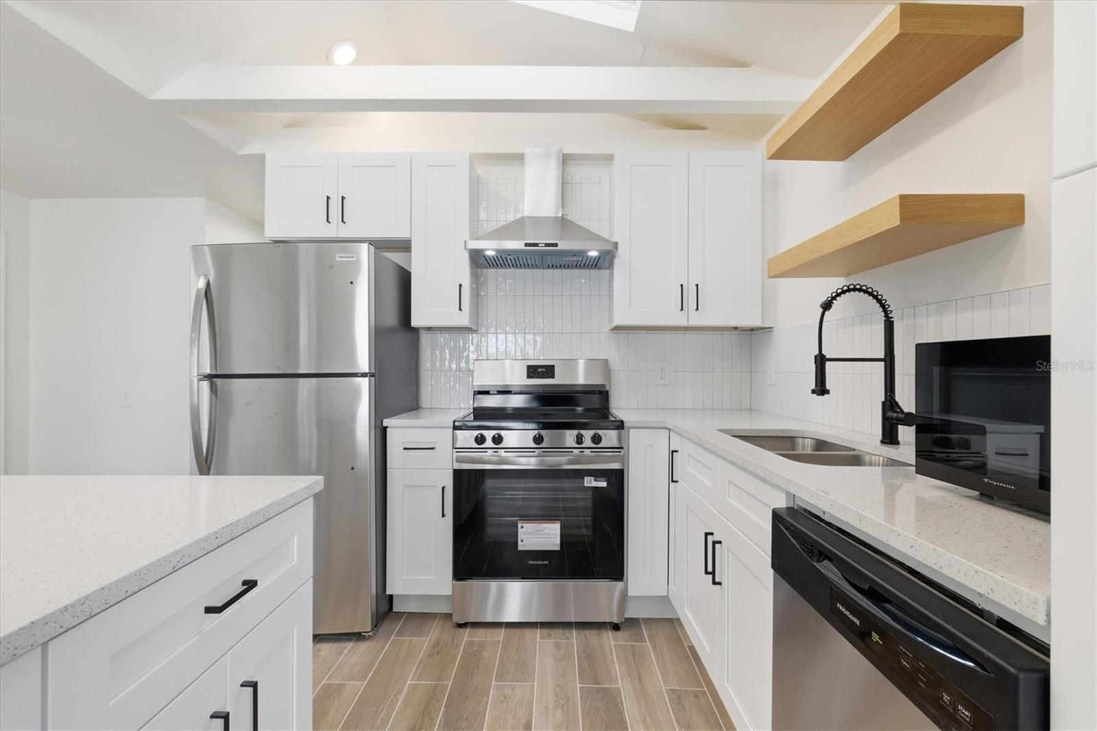 1734 MARYLAND AVE NE