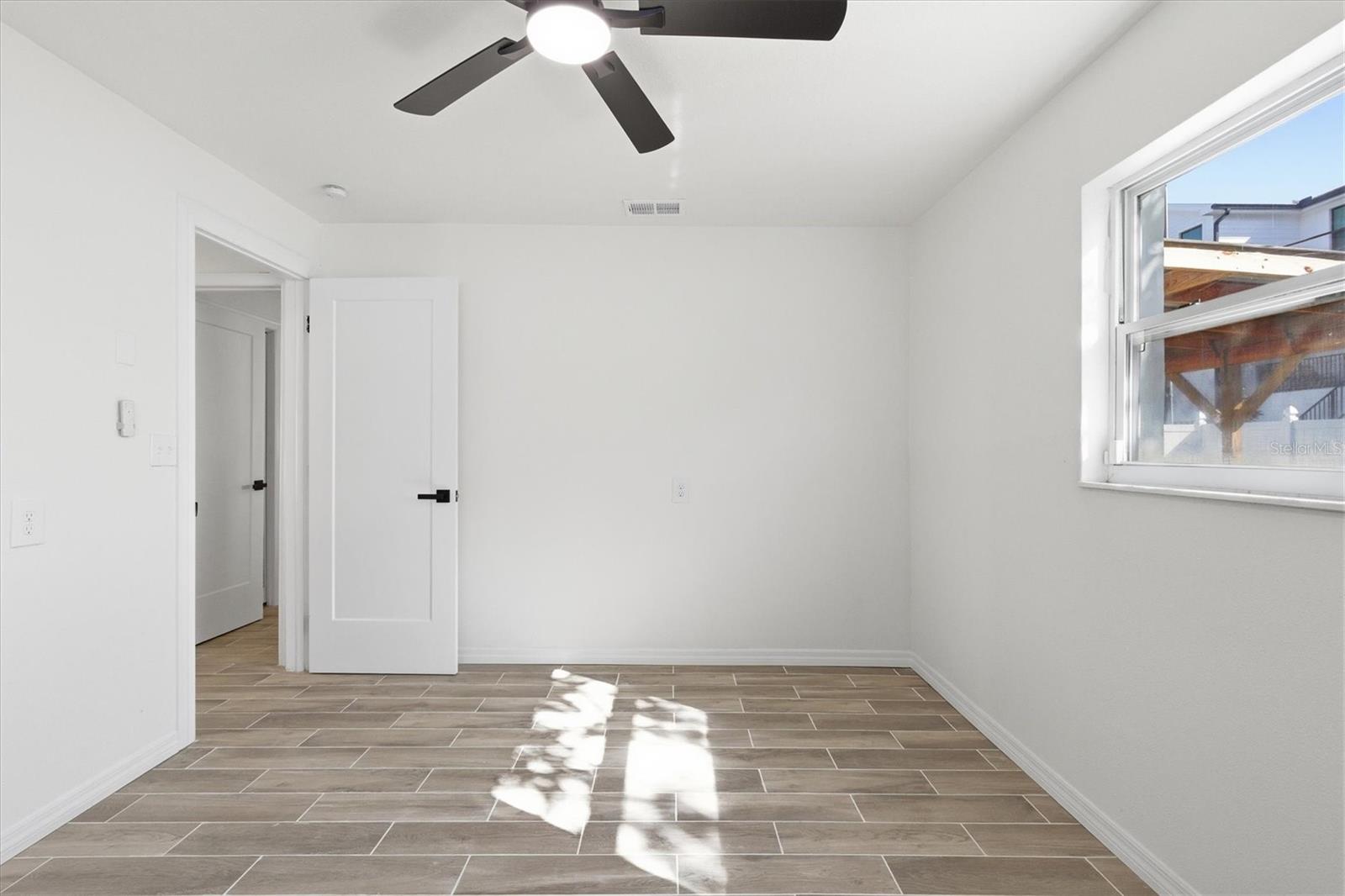 1734 MARYLAND AVE NE