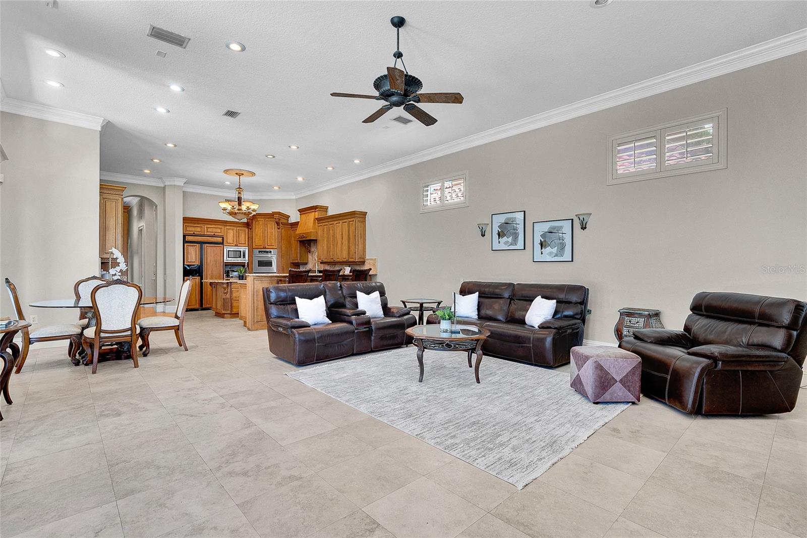 8707 SILVERTHORN RD