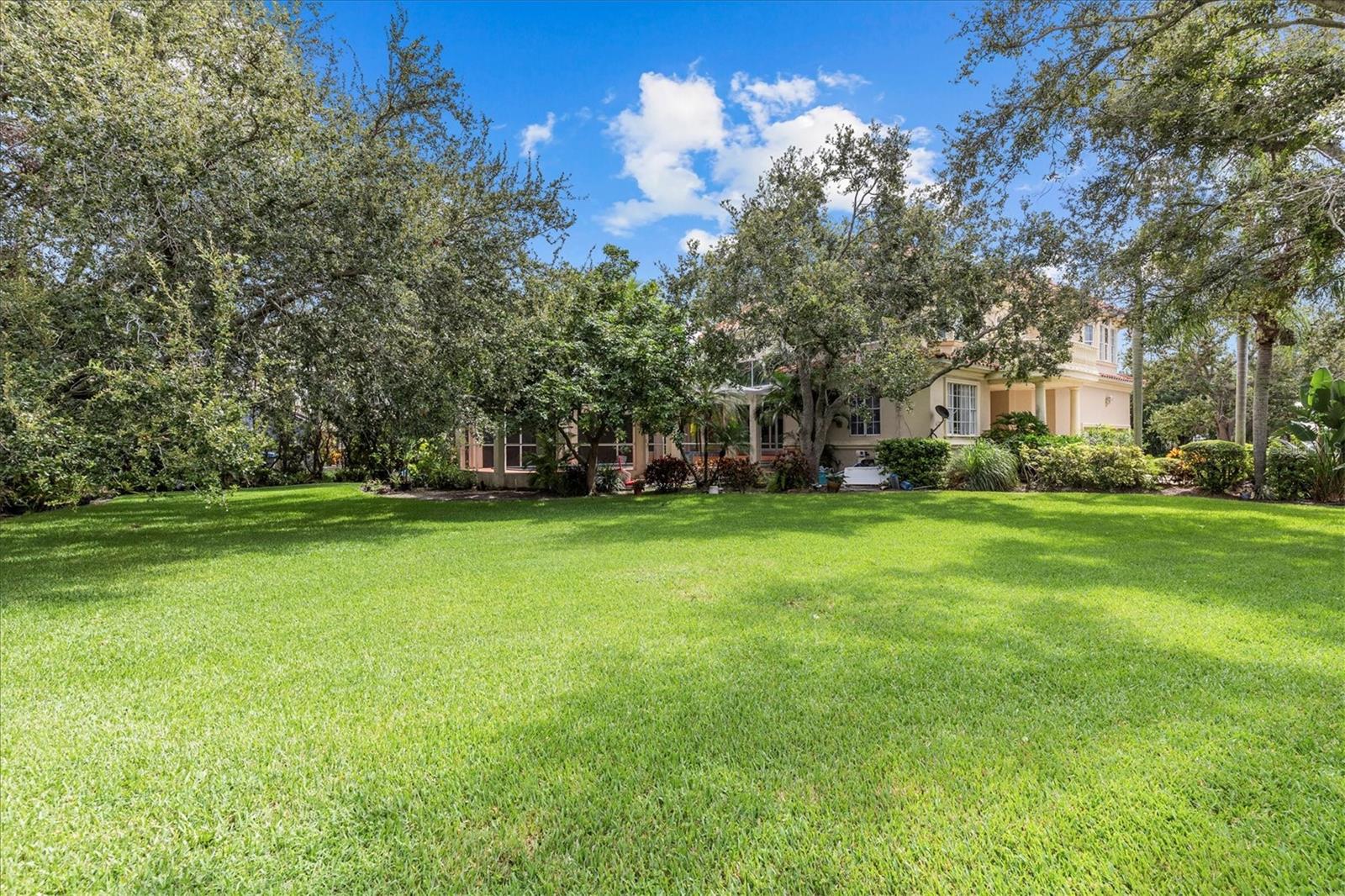 5914 LA ROSA LN