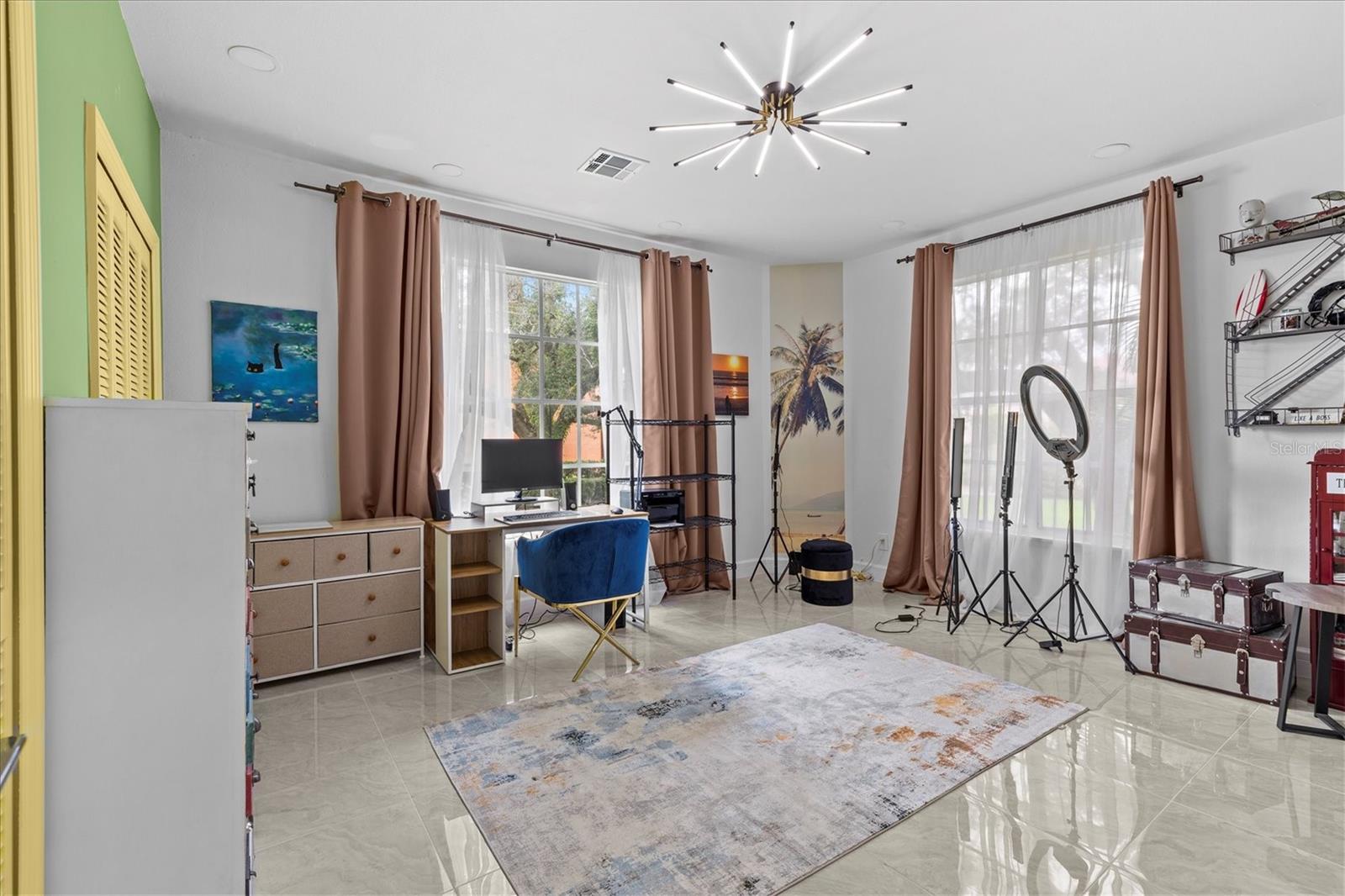 5914 LA ROSA LN