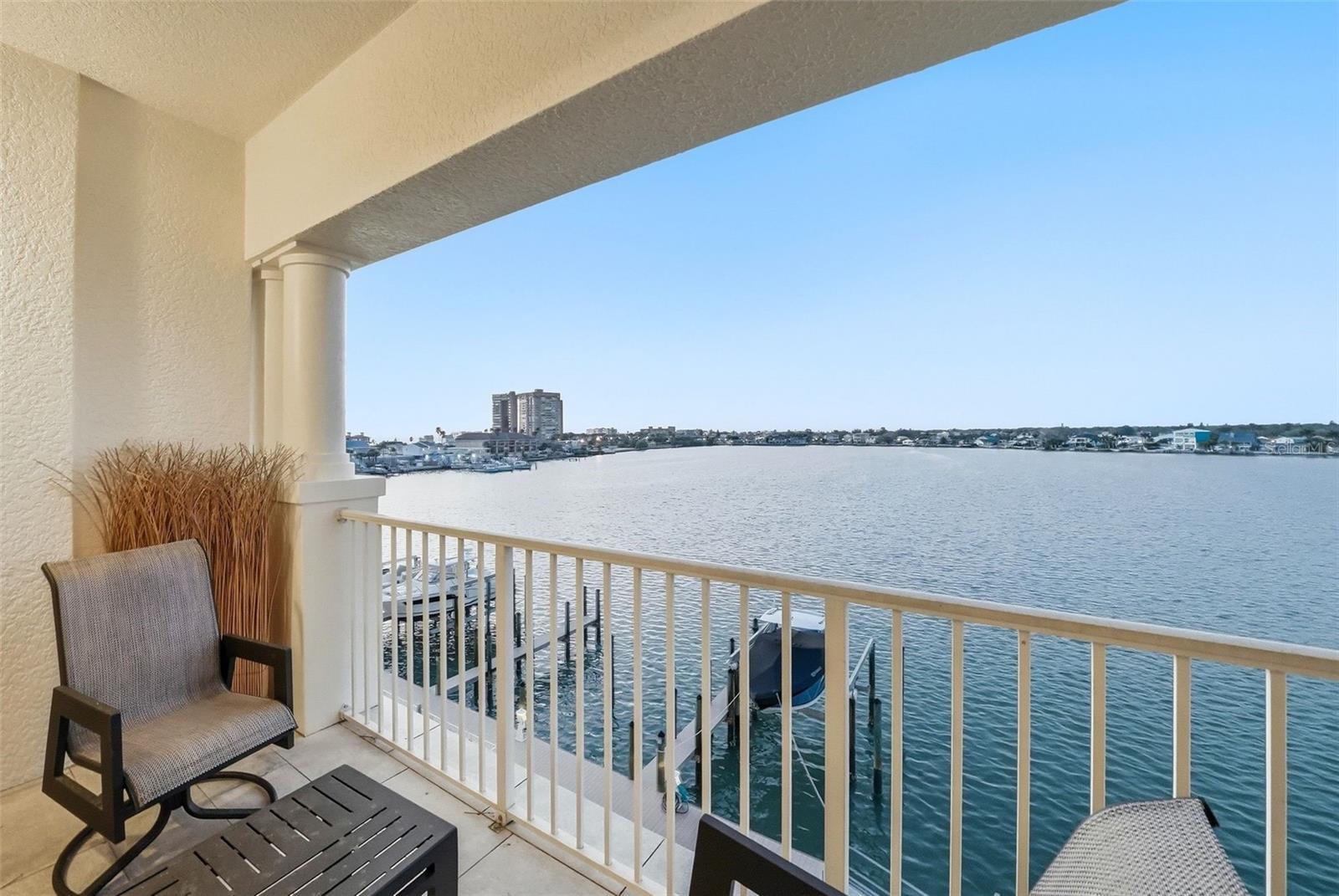 17735 GULF BLVD #405