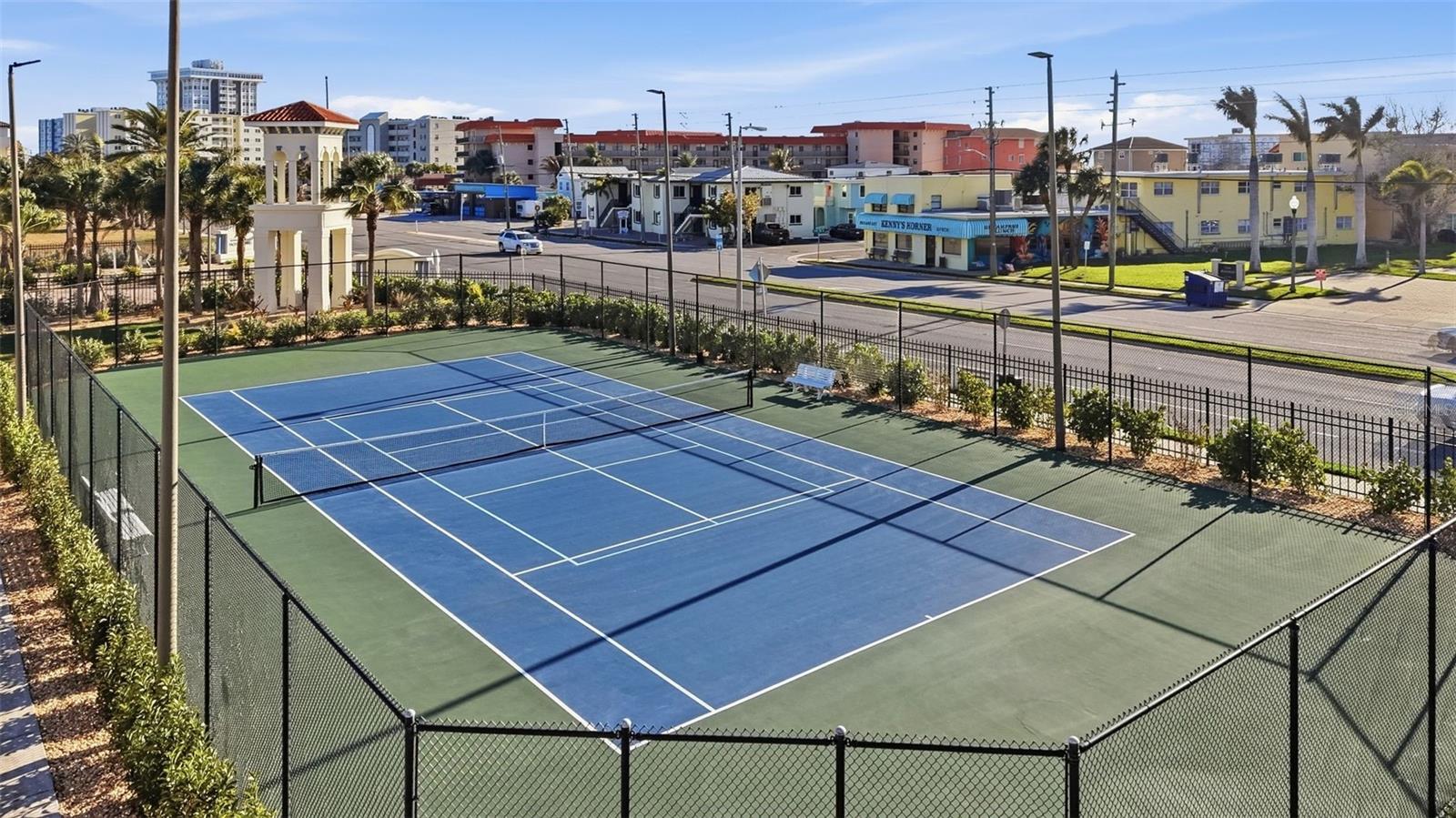 17735 GULF BLVD #405