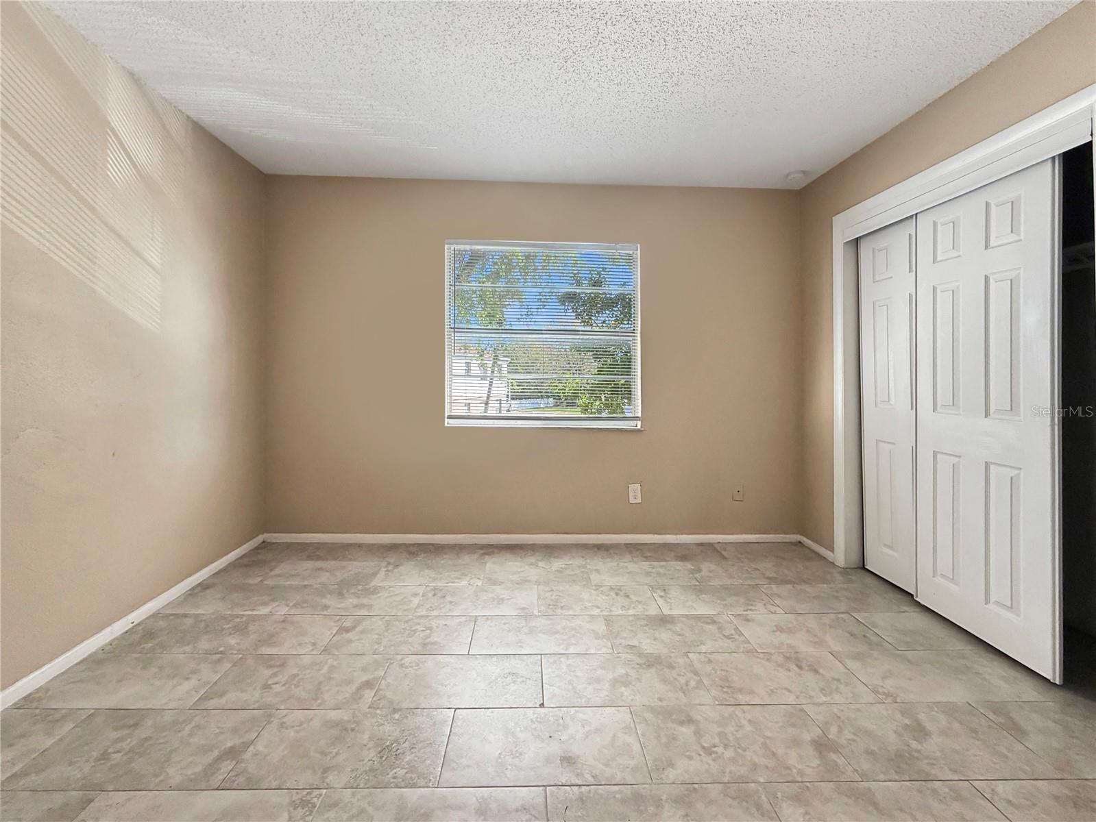 7210 N MANHATTAN AVE #2524