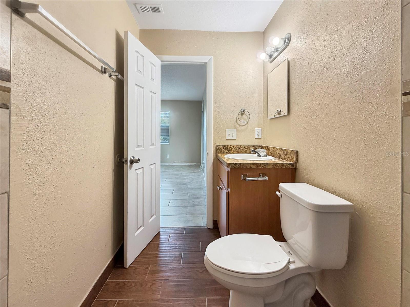 7210 N MANHATTAN AVE #2524