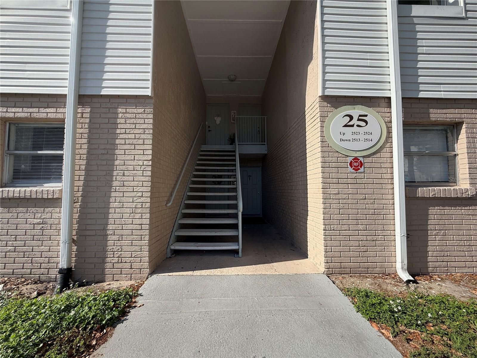 7210 N MANHATTAN AVE #2524