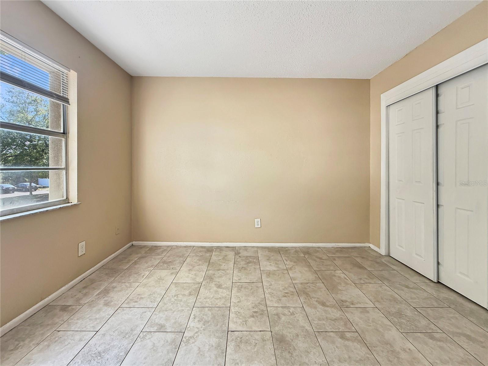 7210 N MANHATTAN AVE #2524