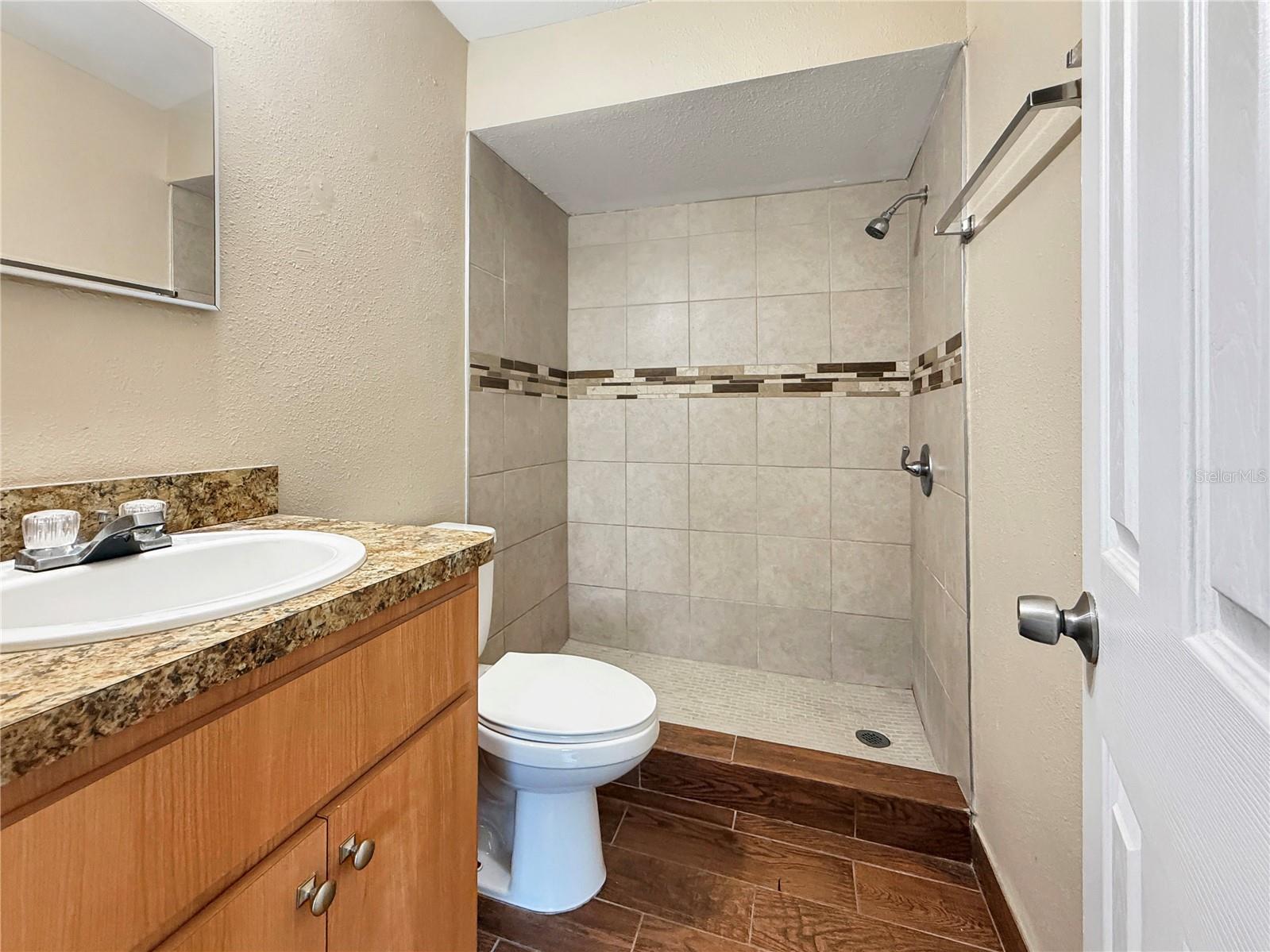 7210 N MANHATTAN AVE #2524