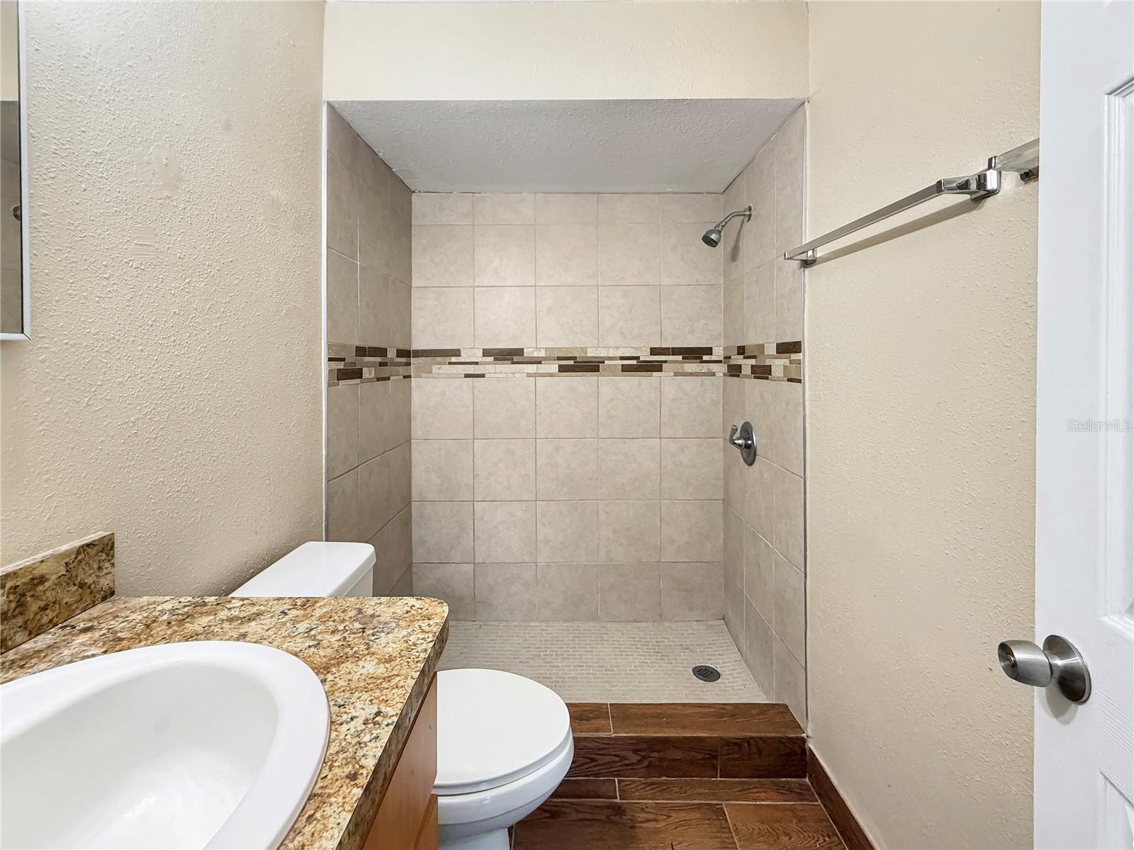 7210 N MANHATTAN AVE #2524