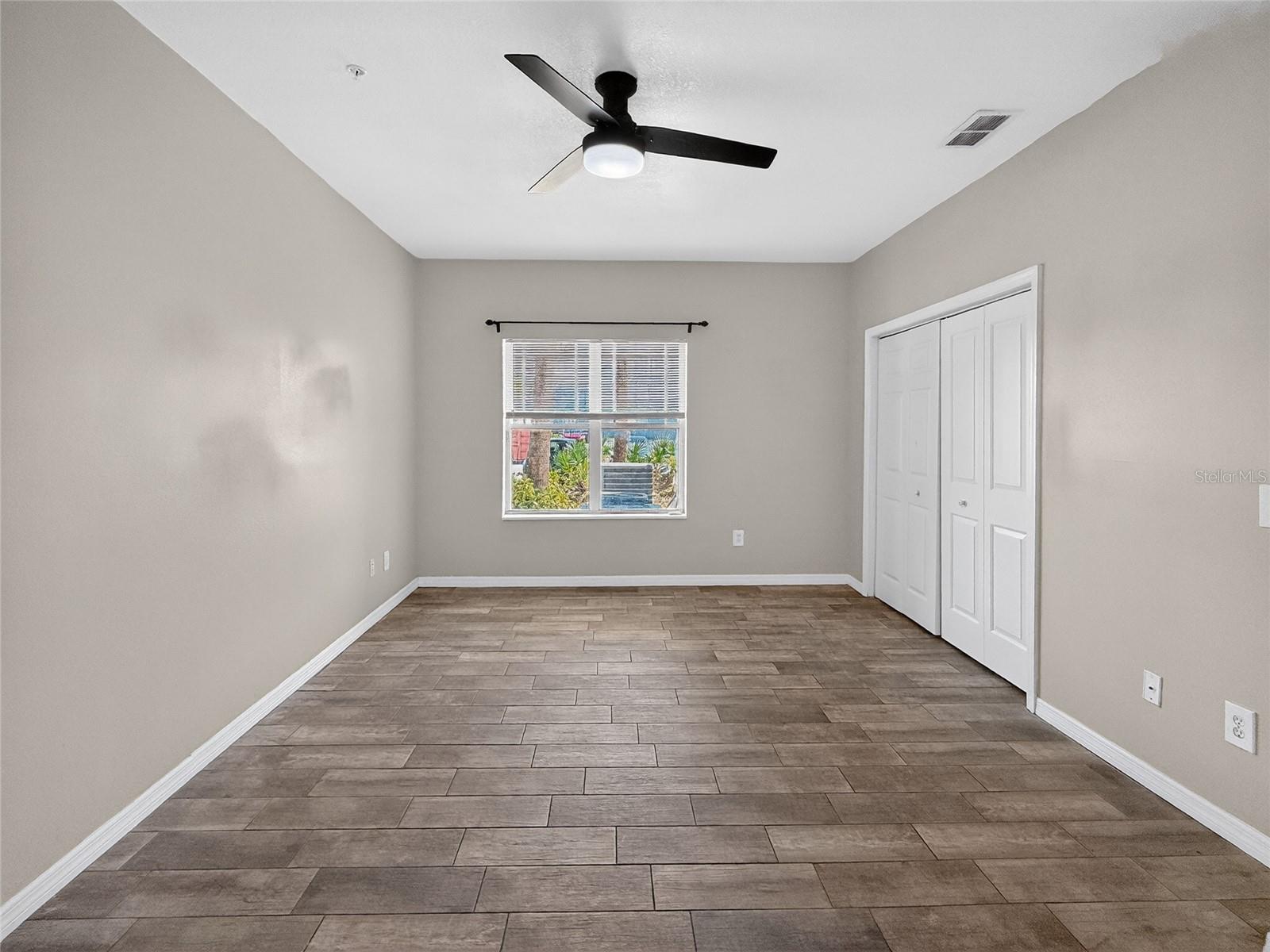 16305 ENCLAVE VILLAGE DR #102