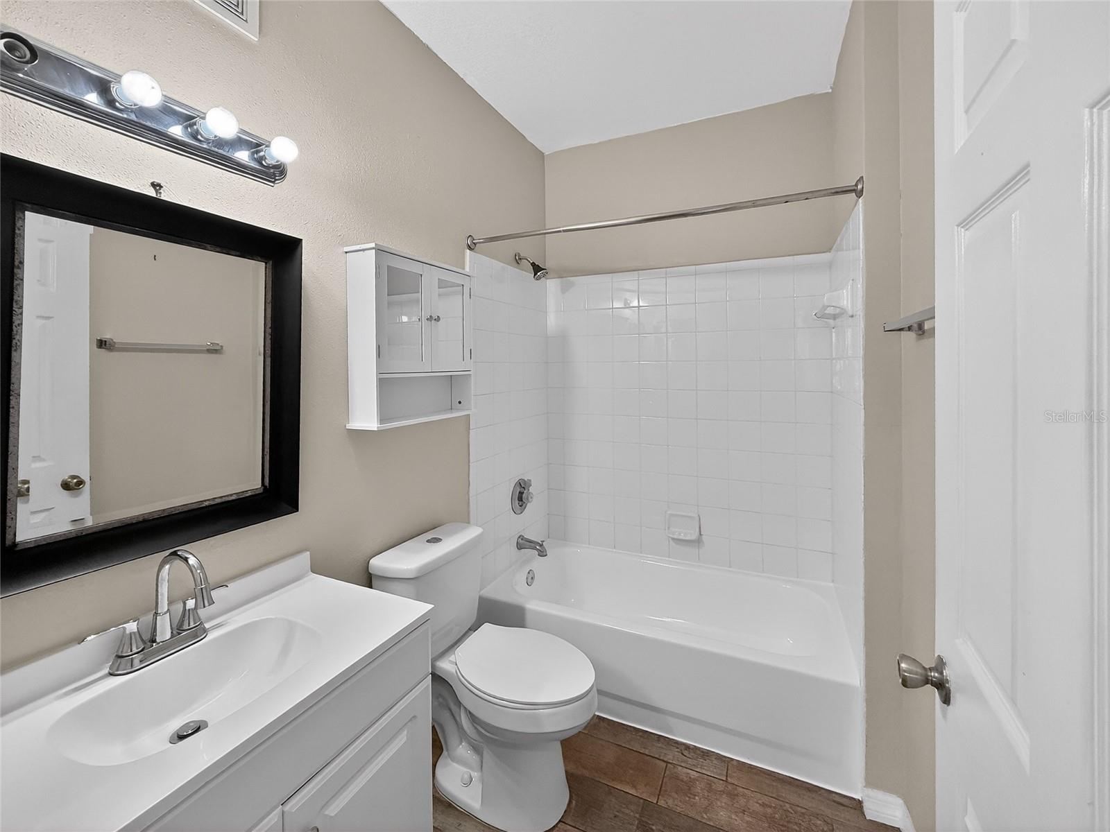 16305 ENCLAVE VILLAGE DR #102