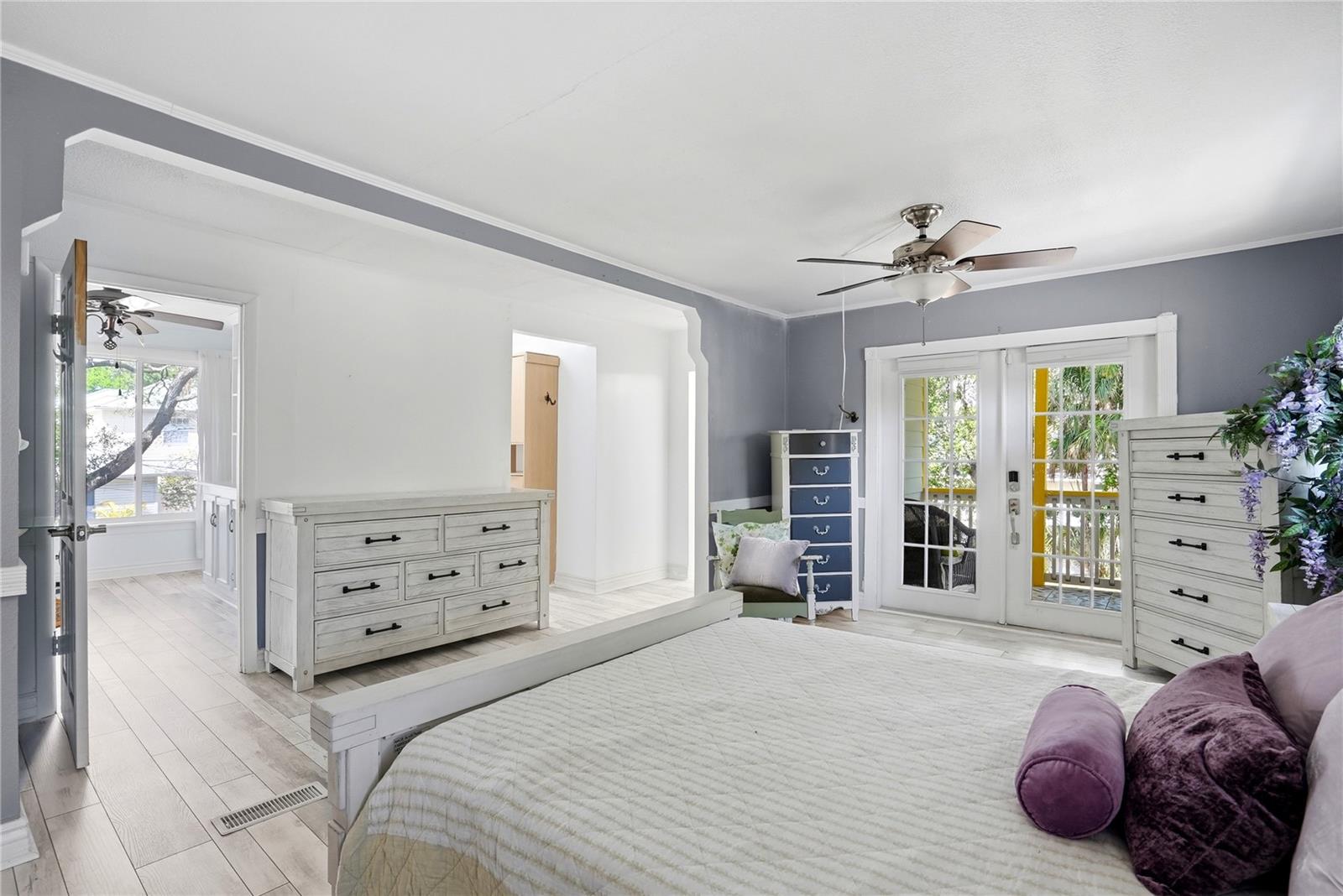516 5TH AVE N