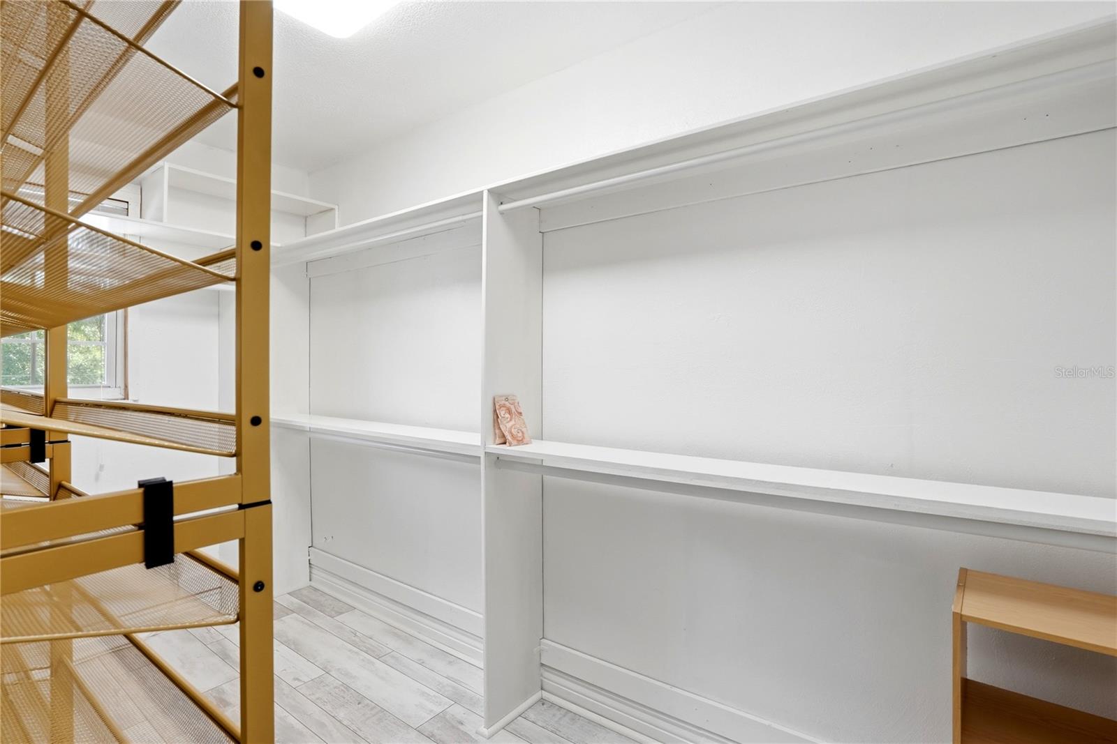 516 5TH AVE N