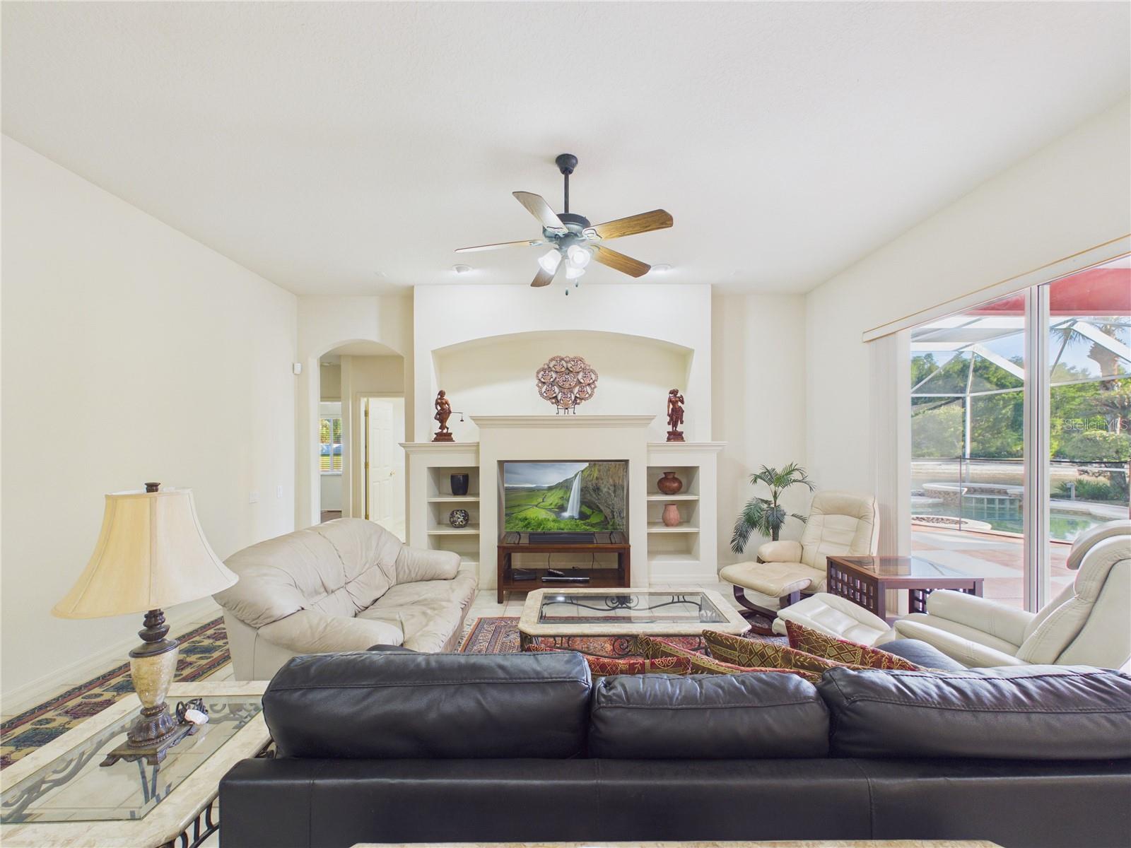 10207 ESTUARY DR