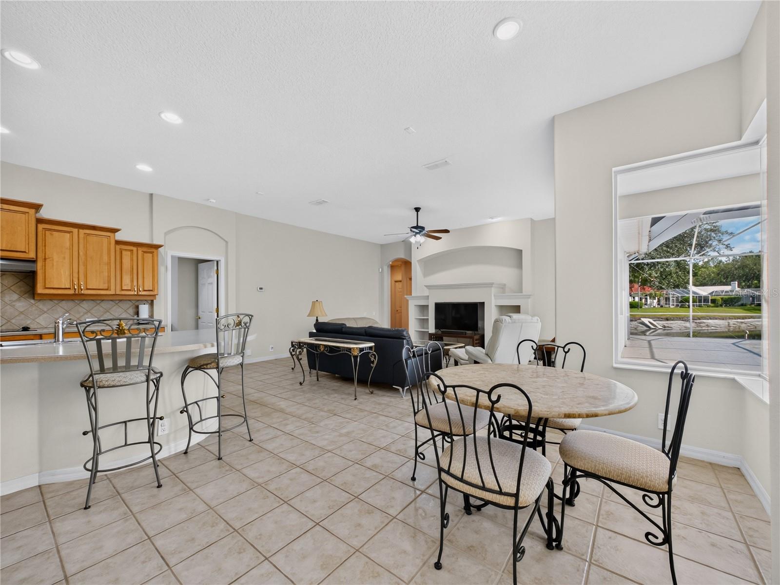 10207 ESTUARY DR