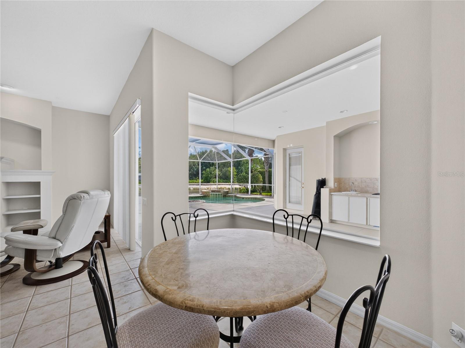 10207 ESTUARY DR