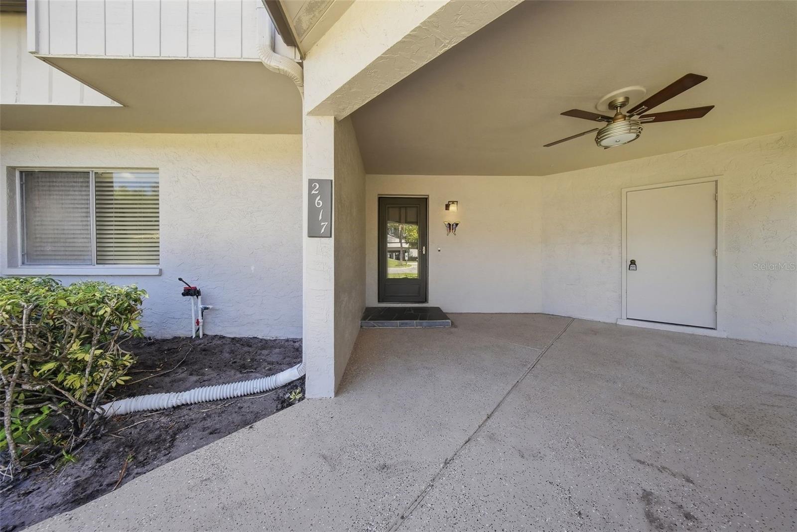 2617 BARKSDALE CT