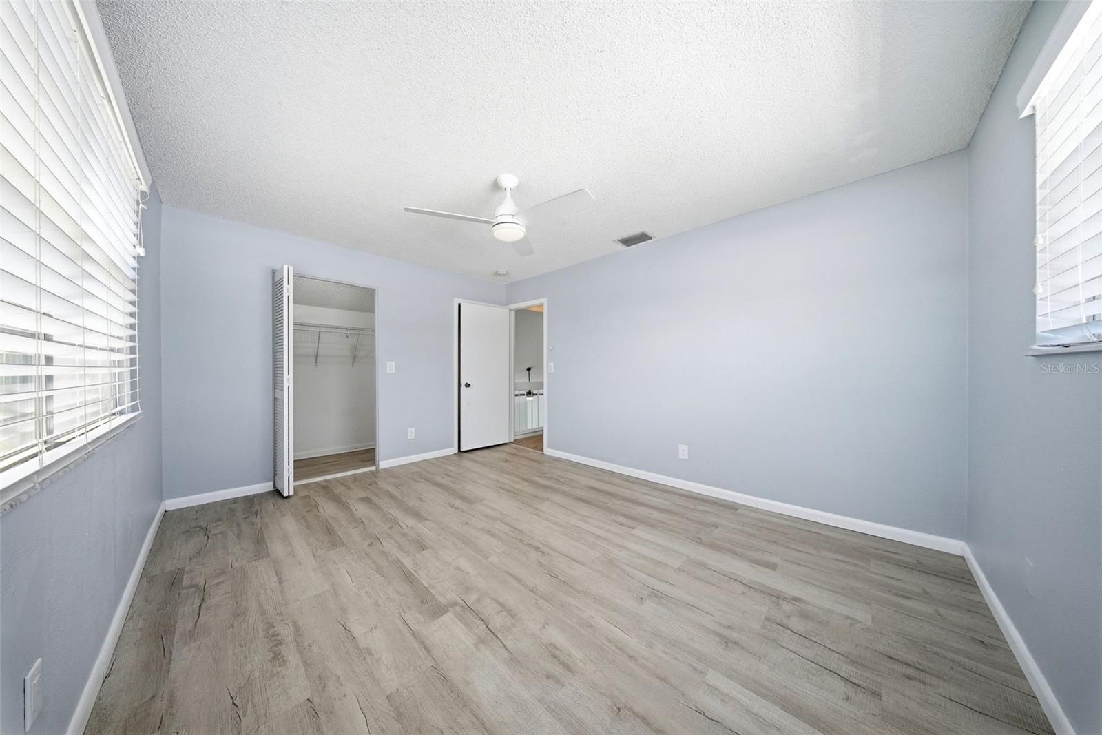 2617 BARKSDALE CT