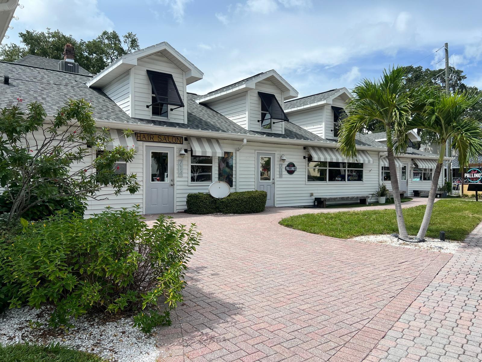 231 LIME CIR S