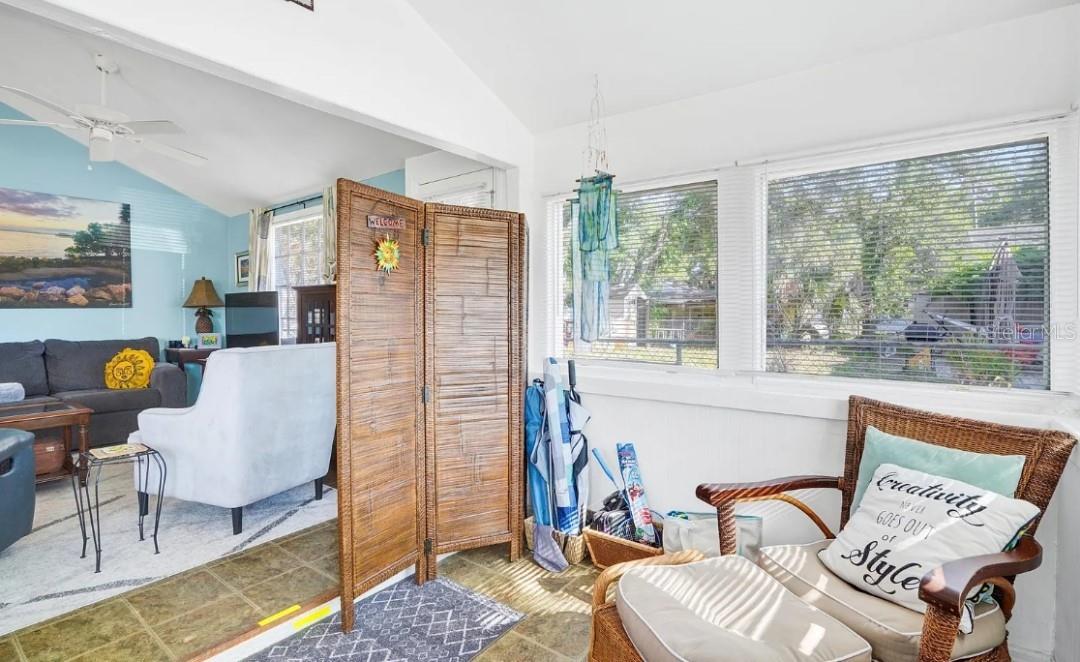 526 5TH AVE N