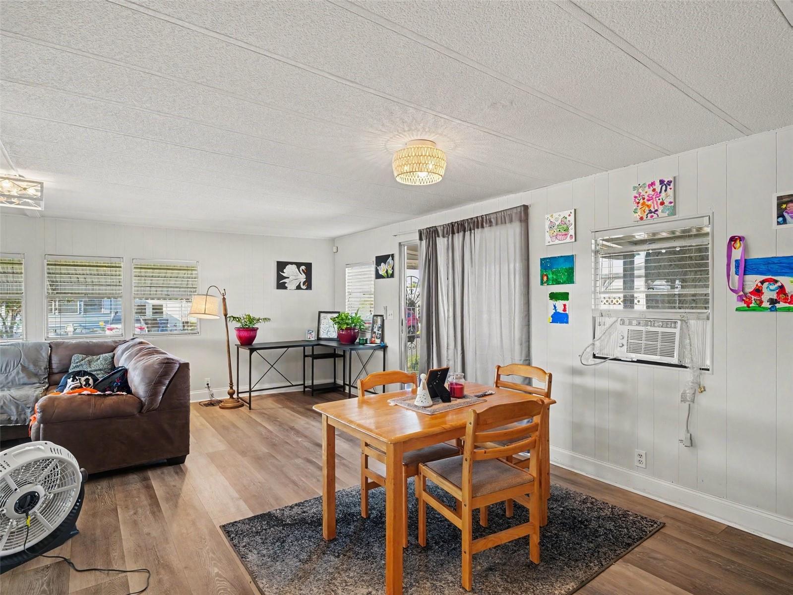 309 50TH AVENUE TER E