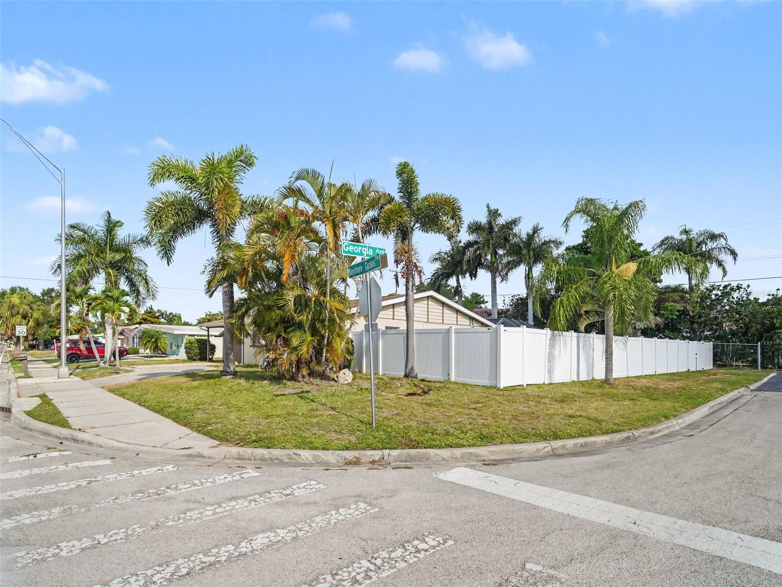 3103 BAYSHORE GARDENS PKWY