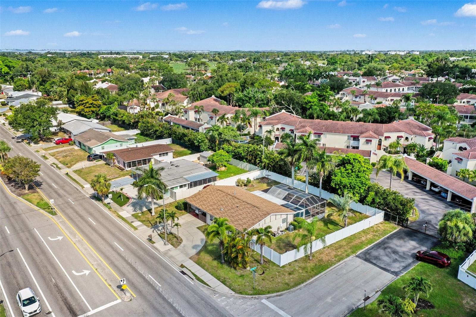 3103 BAYSHORE GARDENS PKWY