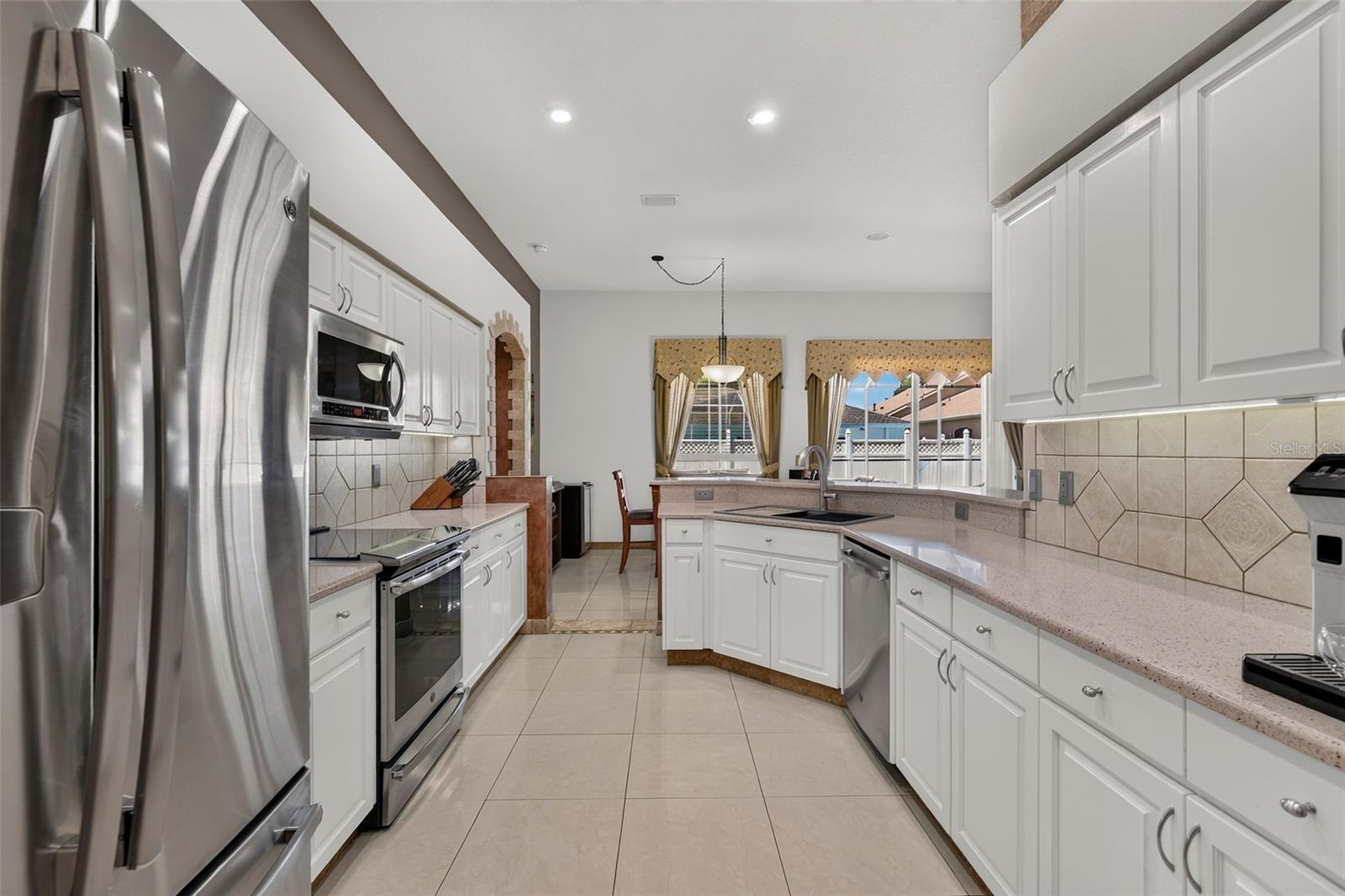 30524 LANESBOROUGH CIR