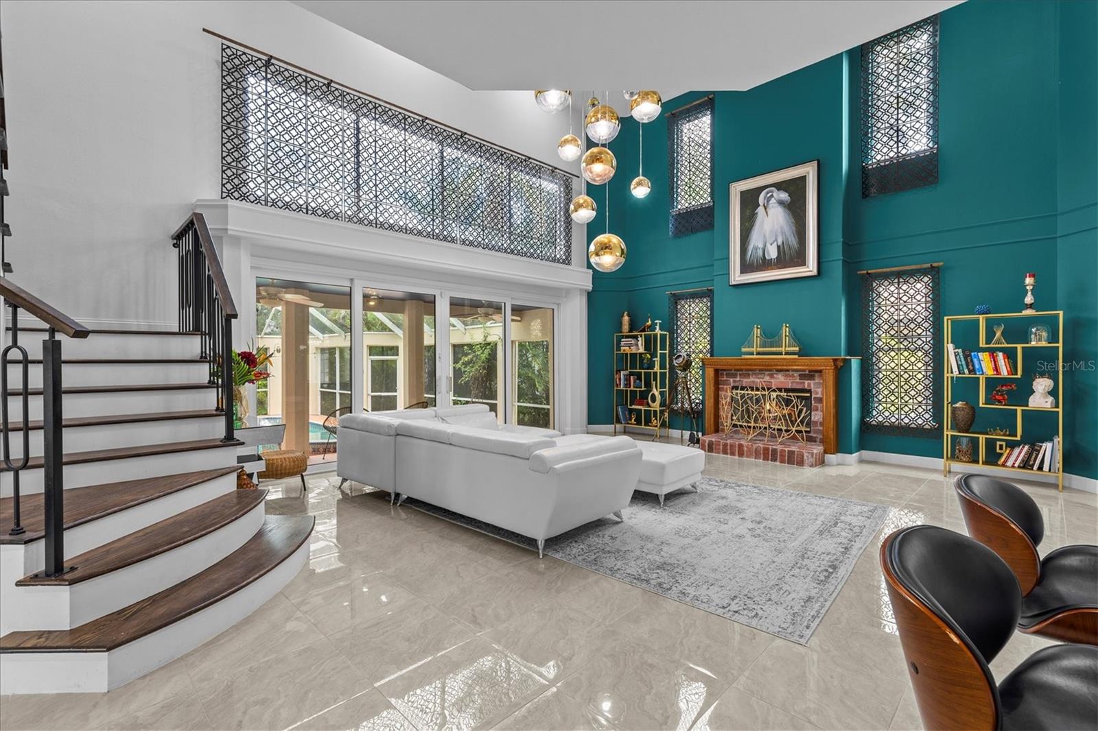 5914 LA ROSA LN