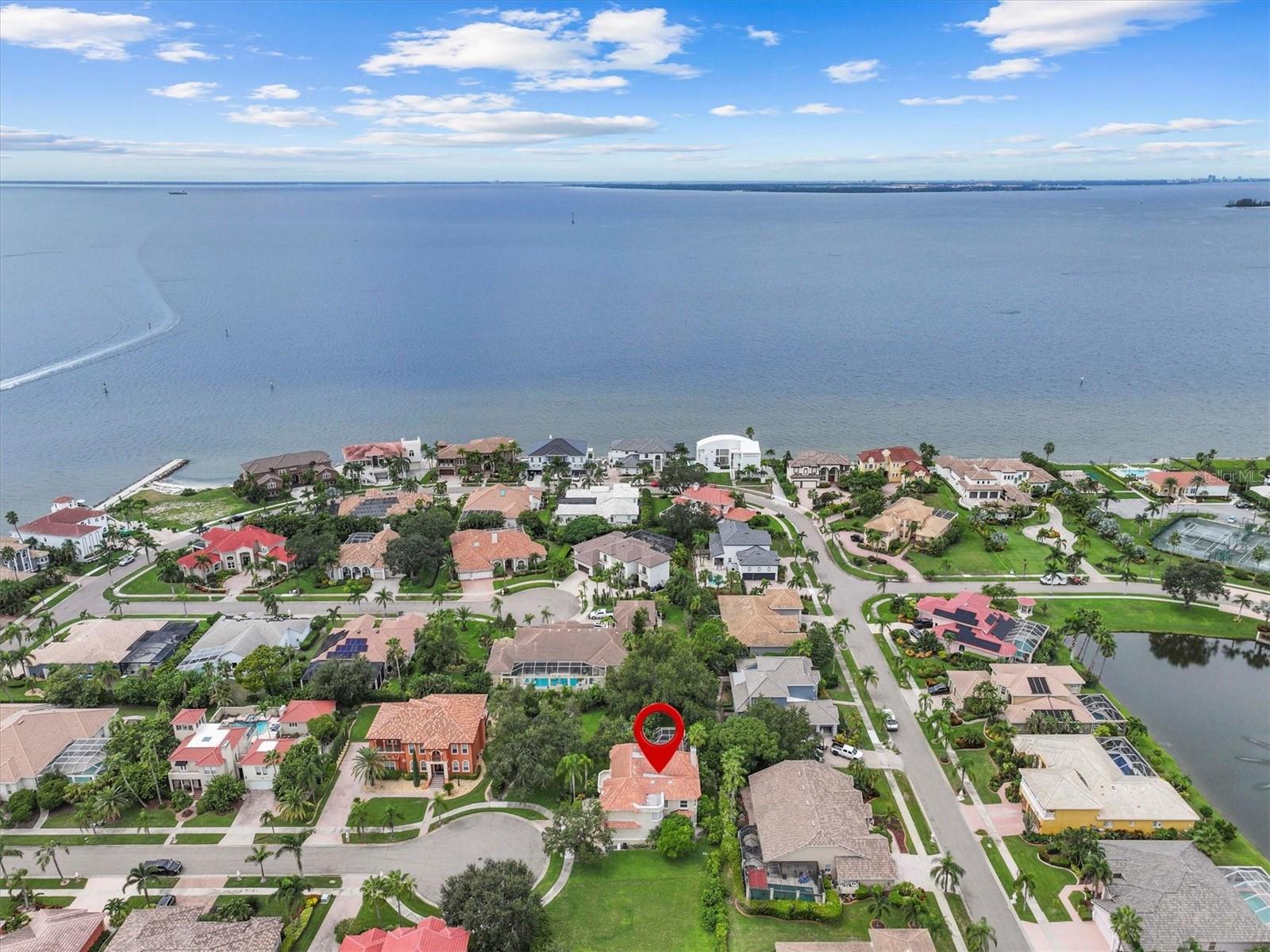 5914 LA ROSA LN