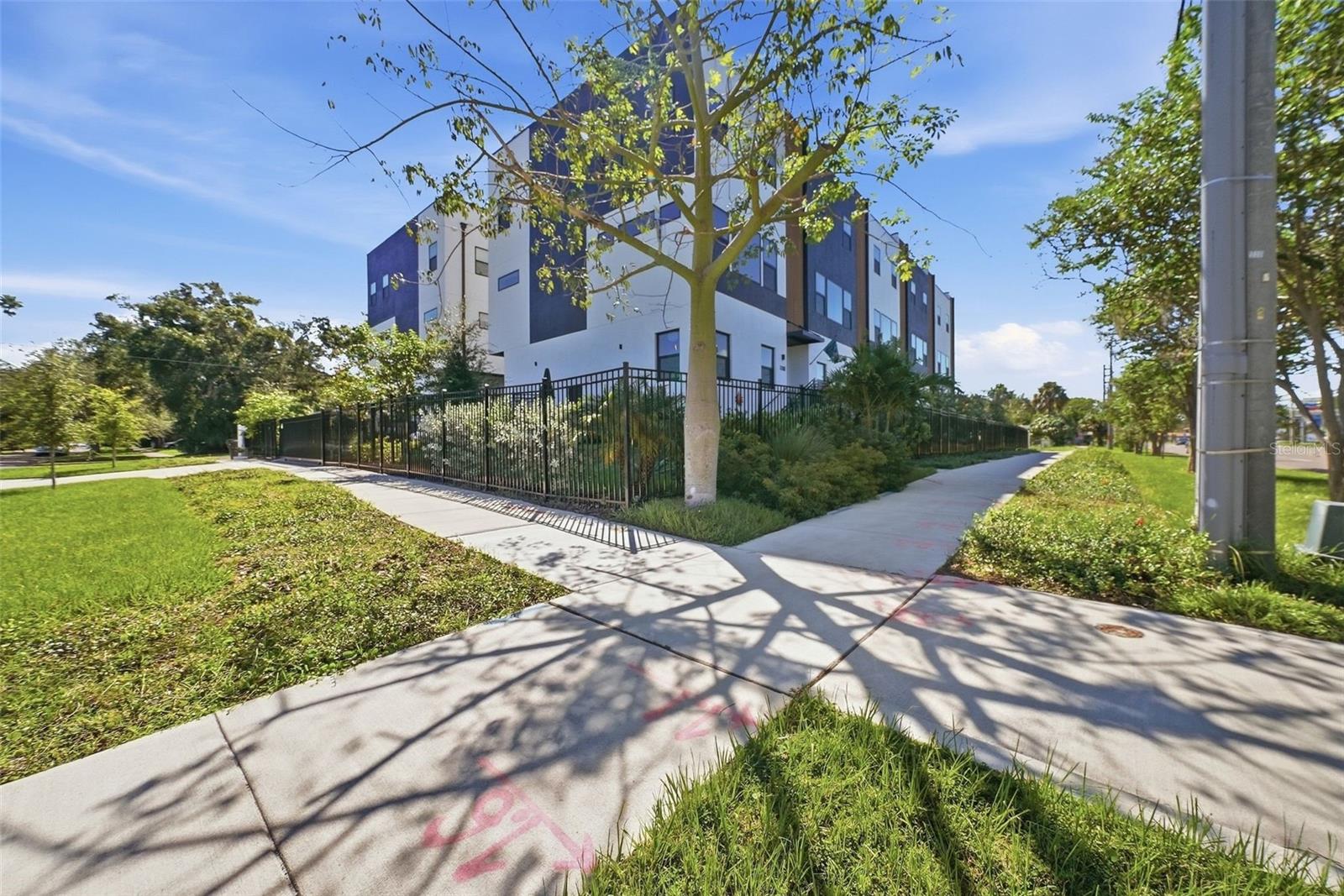 2114 4TH ST S #7