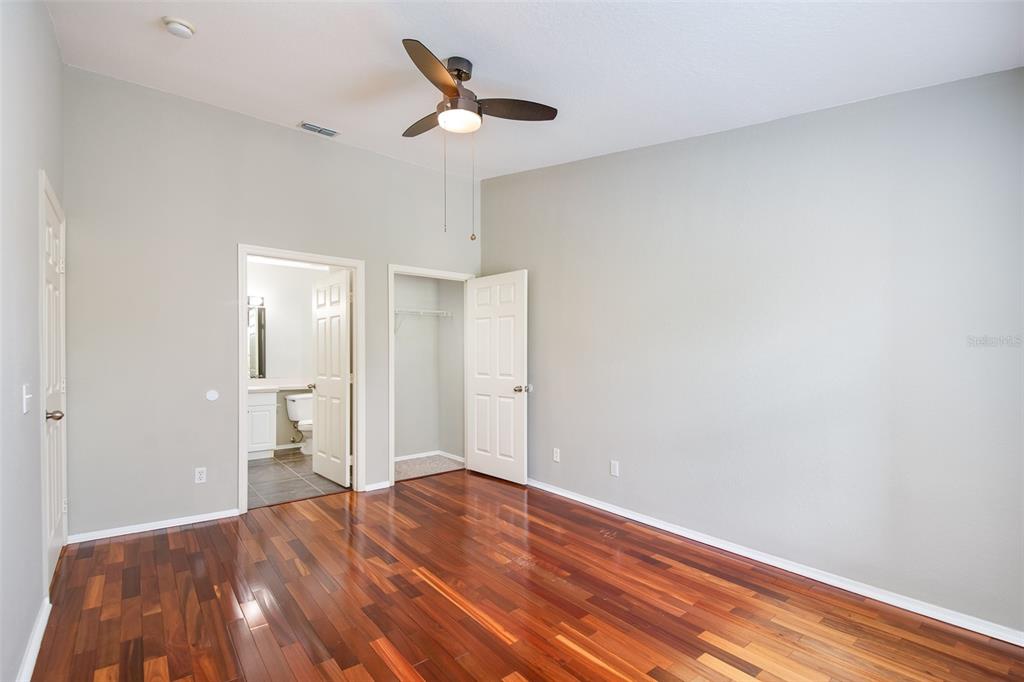 36027 DEER CREEK DRIVE Unit: 201