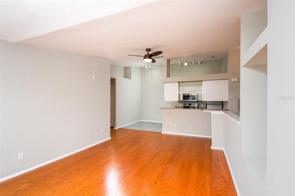 36027 DEER CREEK DRIVE Unit: 201