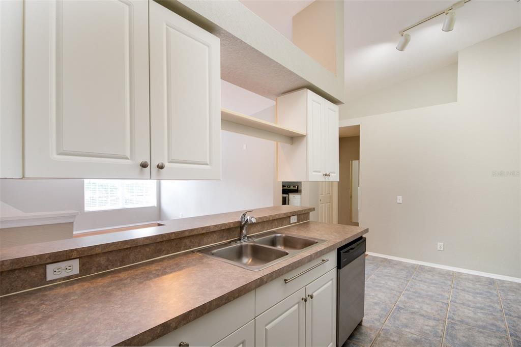 36027 DEER CREEK DRIVE Unit: 201