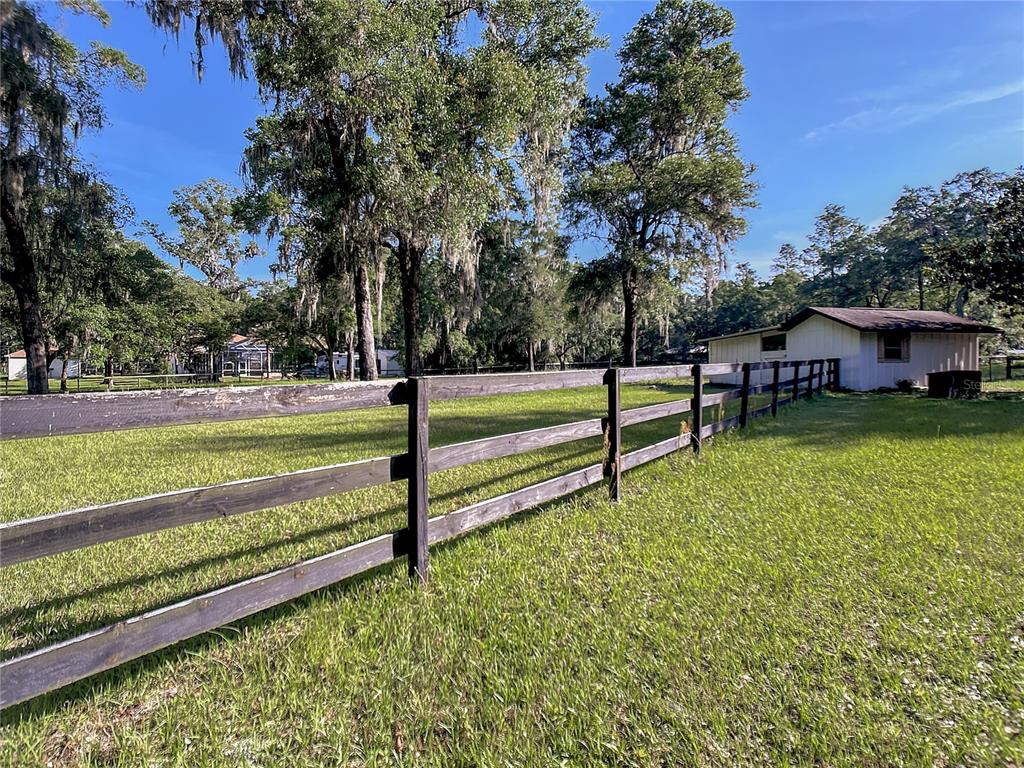 42 LAKE WOOD CIRCLE