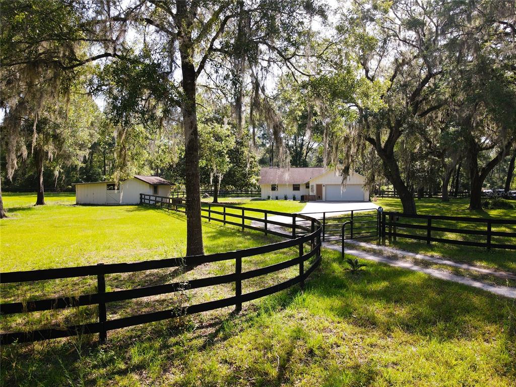 42 LAKE WOOD CIRCLE