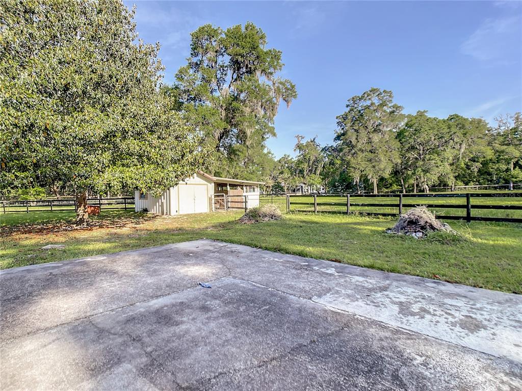 42 LAKE WOOD CIRCLE